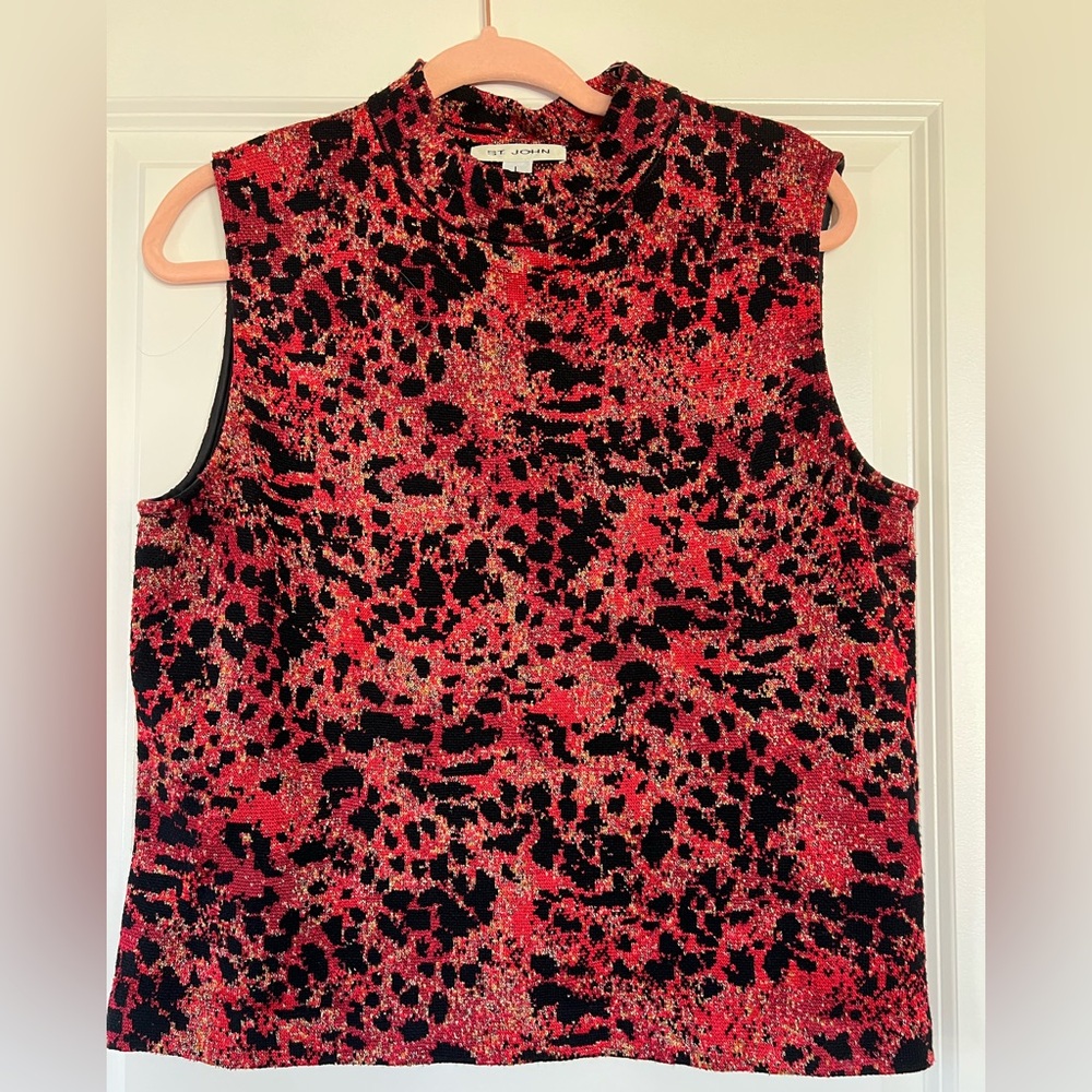 St. John Red and Black Sleeveless Sweater